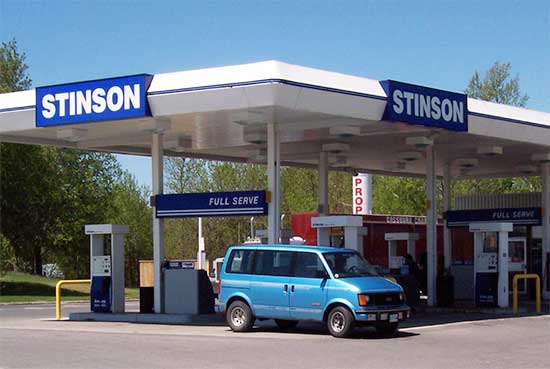 Image of the Stinson gas station in Kemptville